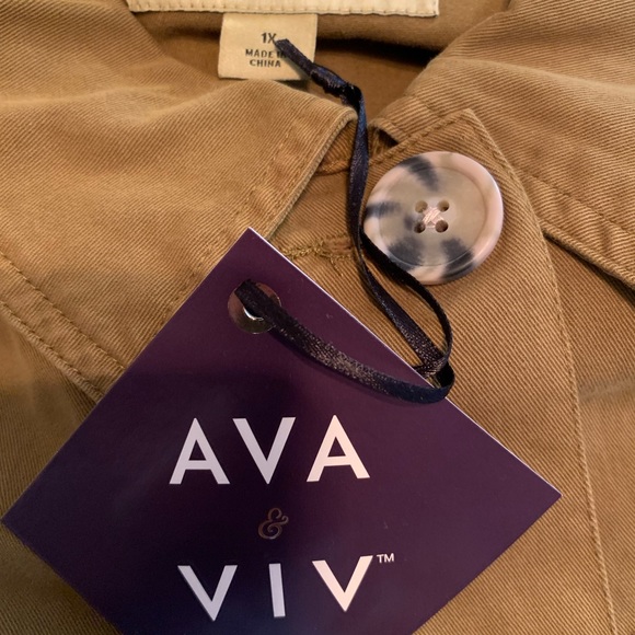 NWT Ava & VIV Cropped spring/fall lightweight jacket size 3X - Picture 9 of 9